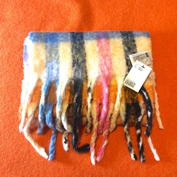H&M colorful oversized fluffy checkered plaid mohair like soft scarf NWT - Picture 4 of 8